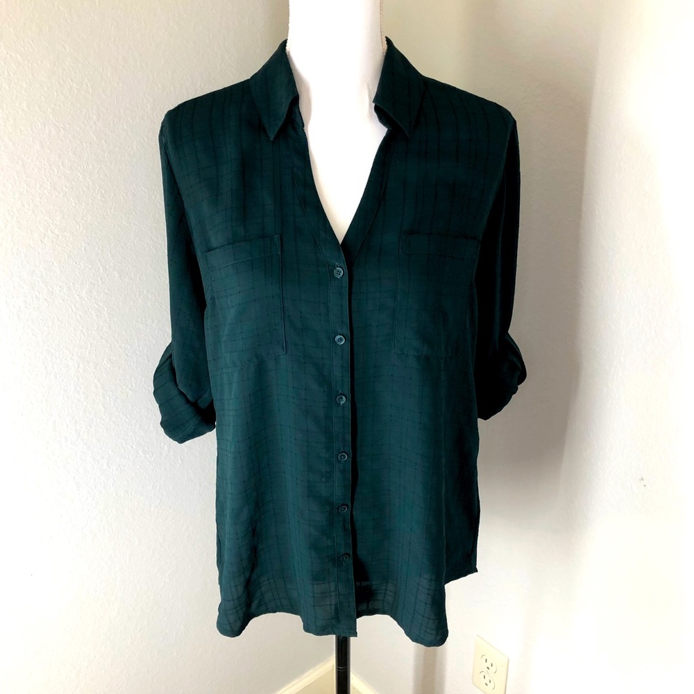 Express portifino slim hunter green long sleeve button up size large